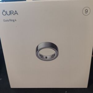 Oura Ring 4 Smart Ring - Silver/Gray Finish